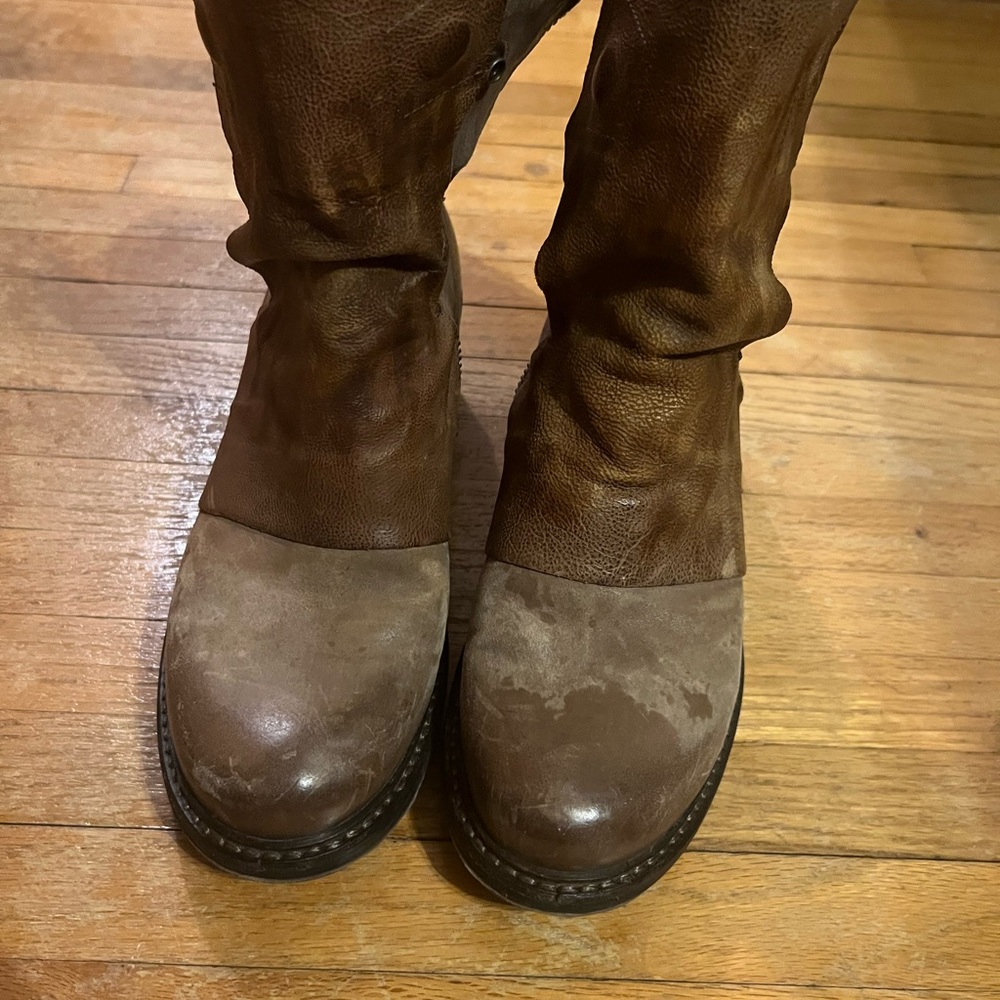 Brown Leather Ankle Boots - Picture 12 of 12